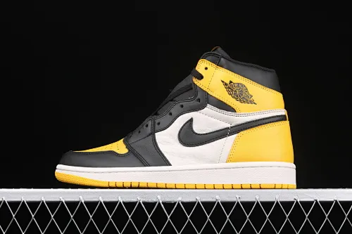 All categories Air Jordan Jordan series basketball shoes Air Jordan 1 High pure original version Air Jordan AJ1 Retro High OG "Yellow Toe" AJ1 Hornet Joe 1 black and yellow toe AR1020-700